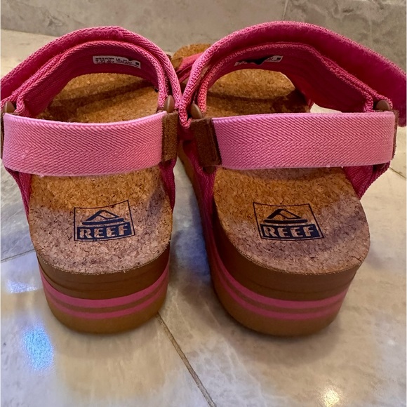 Reef Barbie Pink Cushion Rem Hi Sandals - Picture 8 of 10